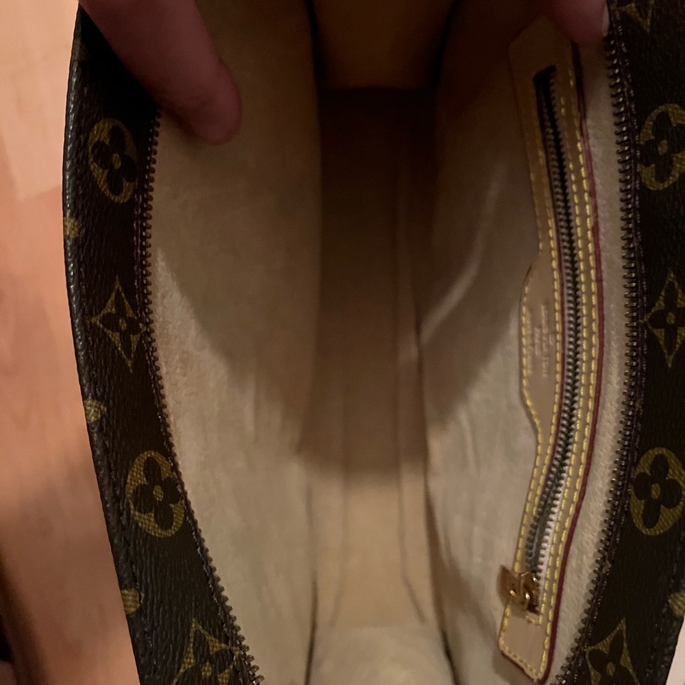 •Louis Vuitton 2019 Monogram Toilette AND LV Canvas pocket/organizer wallet - Picture 4 of 16